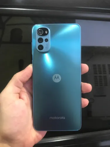 Celular Moto G22 perfeito estado