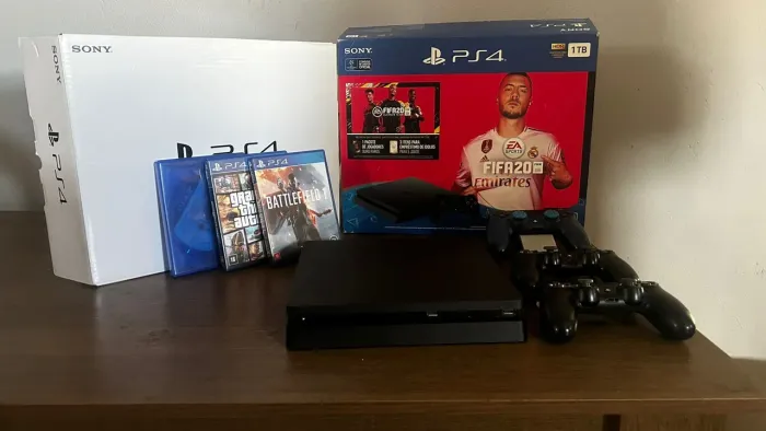 Video game ps4 