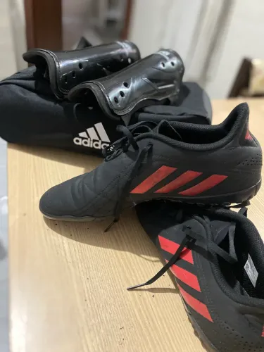 Chuteira da adidas original