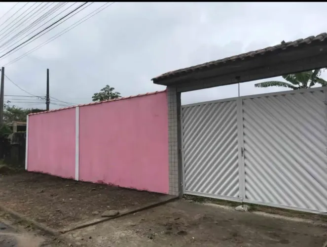 ALUGA SE CASA PARA FINAIS DE SEMANA ,FERIADOS E TEMPORADAS-EM PERUÍBE