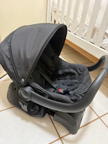 Conjunto bebê Conforto + base de fixação Galzerano