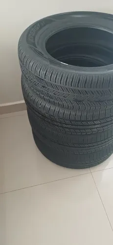 Vendo jogo de pneus hankook