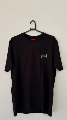 Camiseta M T-Shirt Hugo Boss / HUGO Preta com Logo - Original em Excelente Estado