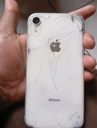 iPhone XR 128GB - Leia a descrição - Para conserto