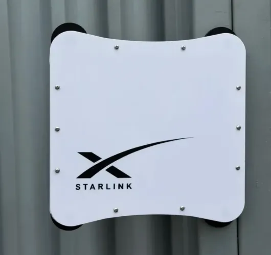 Vendo case de teto para Starlink mini
