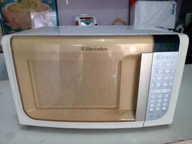 Microonda Electrolux 31 litro