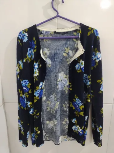 Cardigan - casaquinho de inverno -tamanho g2