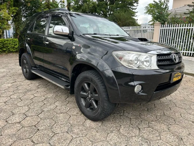 Toyota Hilux SW4 SRV D4-d 4X4 3.0 TDI Dies. AUT 2011