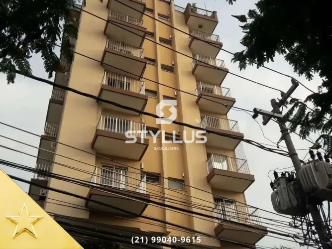 Apartamento com Varanda e Permite Animais no Méier! M04L