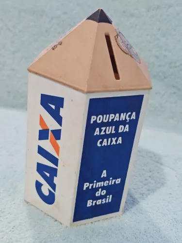 Cofre em Forma de Lápis Promocional do Banco Caixa Econômica