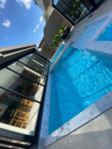 Limpeza de Piscina / Piscineiro 