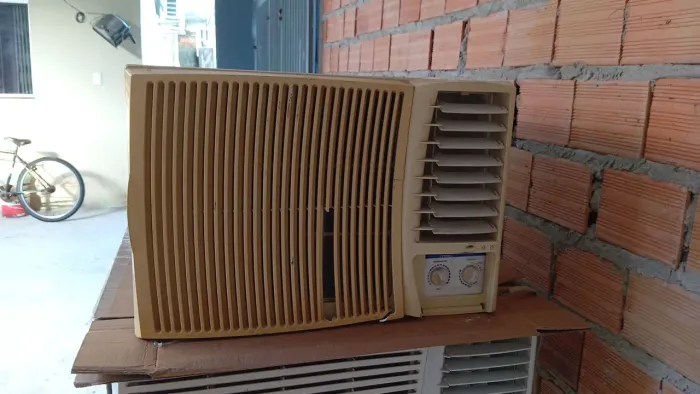 Vendo ar condicionado 12mil BTUs