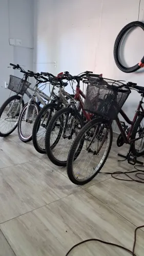 Lote de bicicletas aro 26 e uma aro 24