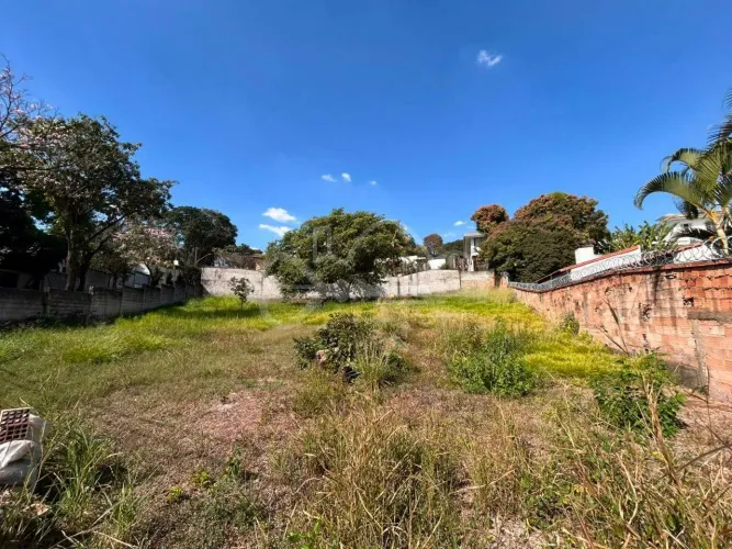 LOTE | BAIRRO BANDEIRANTES - R$ 1.200.000,00