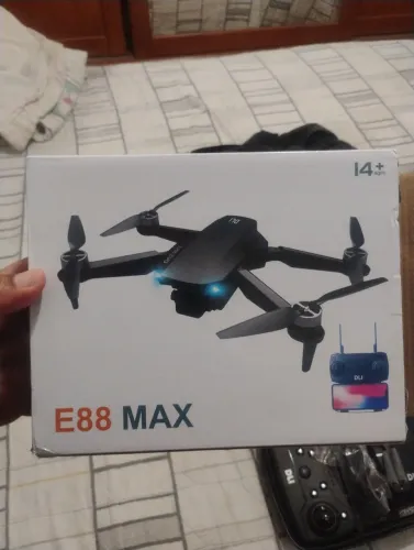 Drone E88 Max