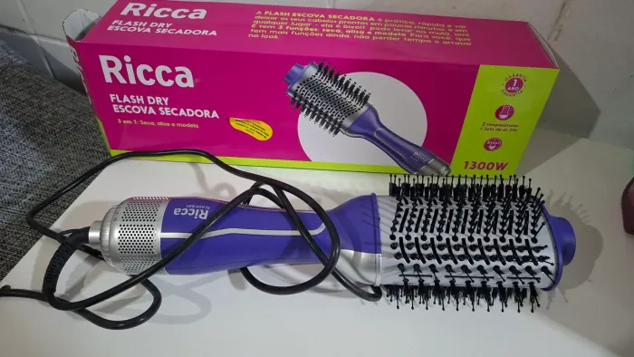 Escova secadora Ricca