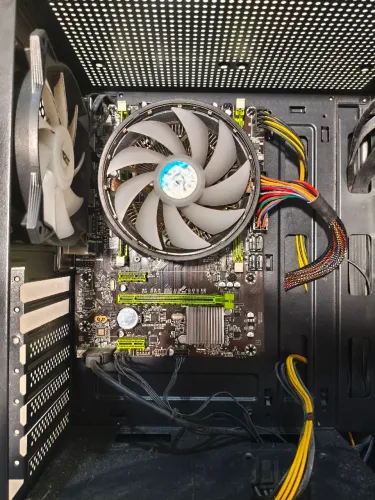 PC para Upgrade | [XEON] + [8GB RAM]  | Sem Placa de Vídeo e SSD