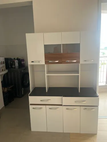 Armário compacto para cozinha 