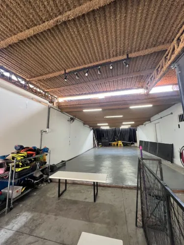 KOS Serviços (instalações e manutenções elétricas e serralharia)