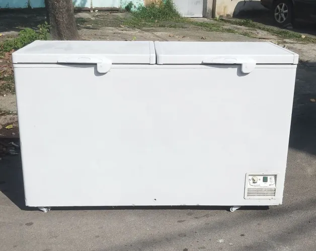Freezer horizontal dupla ação com controle de temperatura frycon 503 litros