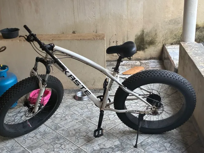 Bicicleta esportiva 