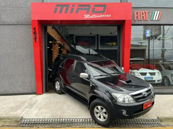 Toyota Hilux SW4 SRV D4-d 4X4 3.0 TDI Dies. AUT 2008