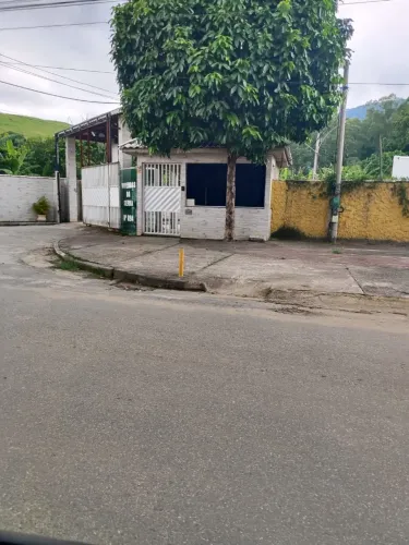 Vende-se dois terrenos no condomínio vivendas da serra
