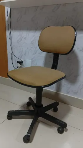 Vendo cadeiras semi novas