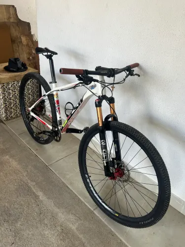 Bicicleta aro 29 TSW