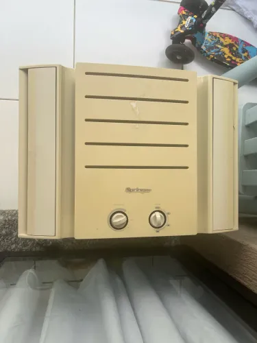 VENDO AR CONDICIONADO 9000 btu 110v