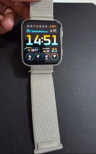 Relógio smartwhatch garmin venu X1 dourado