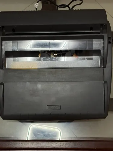Máquina de escrever brother ax 325