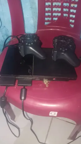 Vendo PS2 funcionando direitinho 400$