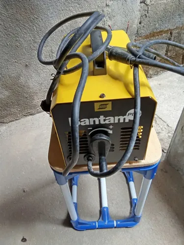 Máquina de solda top esab bantan zero na caixa