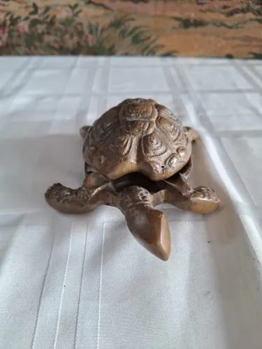 Cinzeiro em bronze motivo tartaruga 