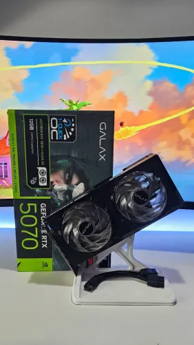 Placa de Vídeo RTX 5070 Galax 12GB - 1 click - OC