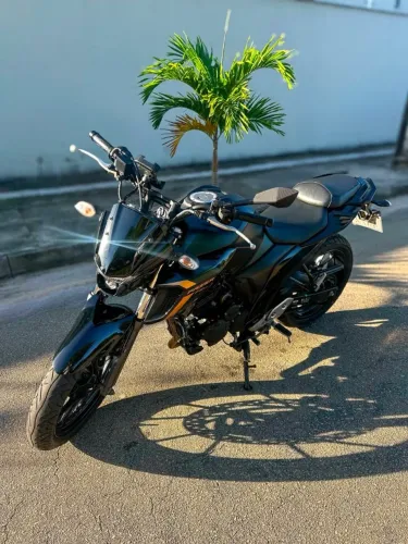 Yamaha Fazer 250 Verde