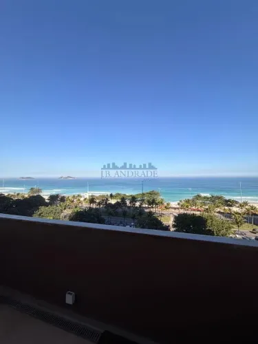 Barramares - Jardim Oceânico  Duplex Frontal Mar | 304 m² | 3 Suítes | 3 Vagas