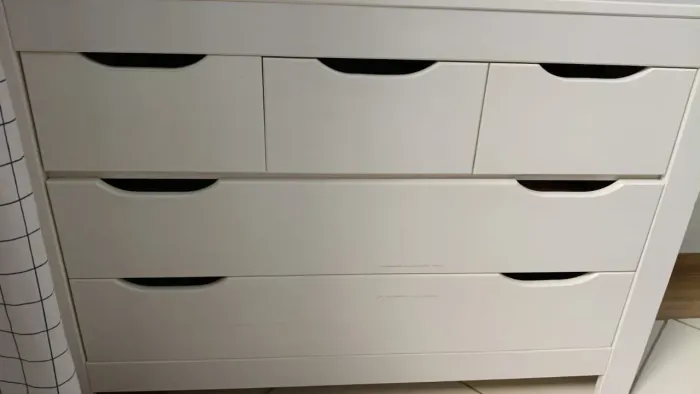 Cômoda 5 Gavetas Balthasar Madeira Maciça - Branco Lavado