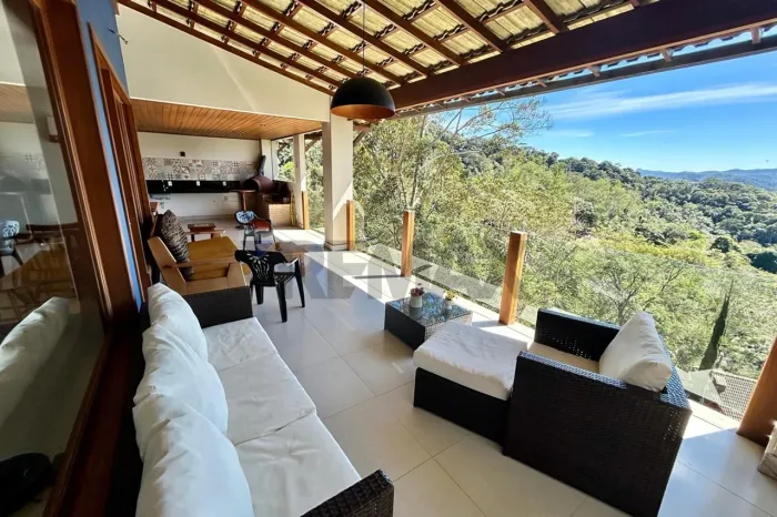Casa 4 quartos em condomínio nas Montanhas Capixabas.