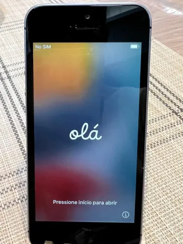 Iphone Se 16 Gb Cinza-espacial (Usado)