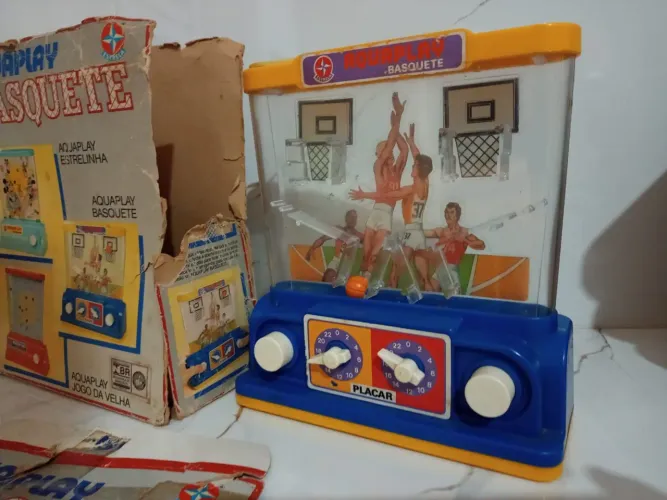 Antigo brinquedo Aquaplay da Estrela 