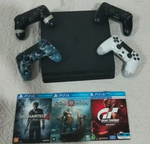 Playstation 4 Slim