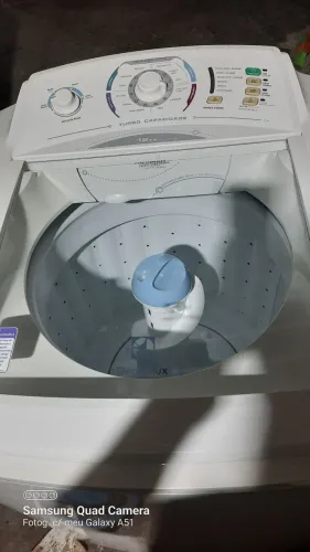 Maquina eletrolux 12 kg  .semi nova