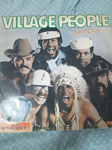Vendo vinil Village People