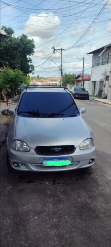 Chevrolet Corsa Sedan Super Milenium 1.0 MPFI 16V 2002