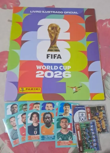 Álbum da Copa mais 14 figurinhas