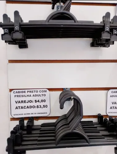 Cabides com presilhas adulto preto 