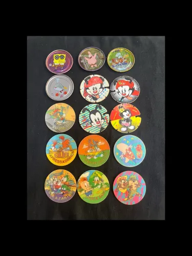 Tazos ( Looney tunes, tiny toon, animaniacs e Bob esponja..