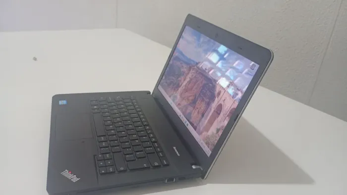 Notebook Lenovo ThinkPad, série especial..